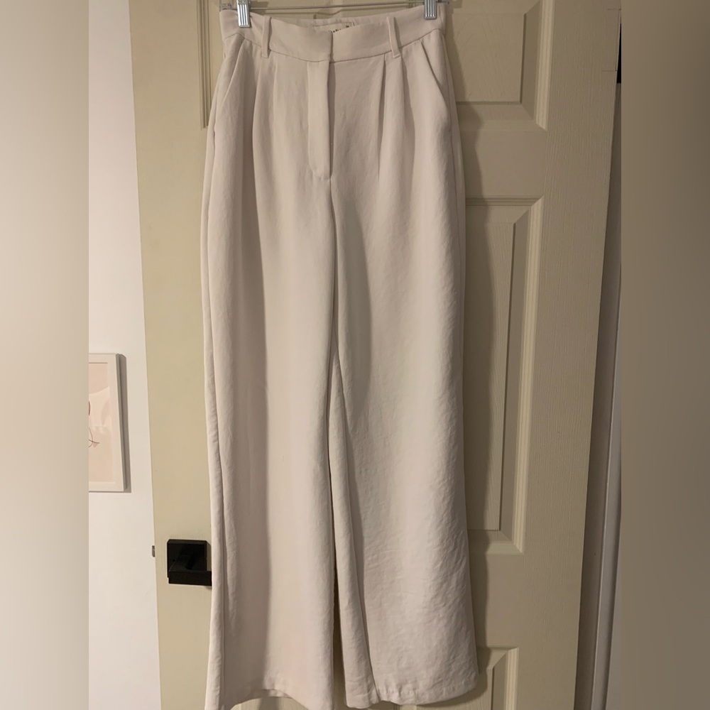 Abercrombie & Fitch Wide Leg Pants in Light Beige